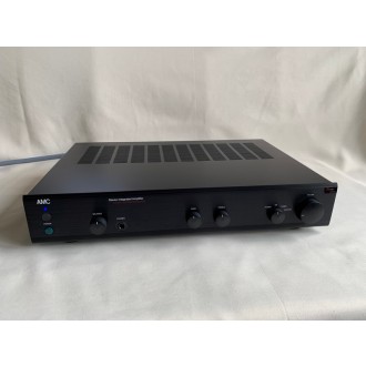 AMC XIA50se Vollverstärker 2×50/65 W (8/4 Ω) – Phono MM/MC, 24‑Bit/192 kHz DAC, Ringkerntrafo, Kopfhörerausgang.
